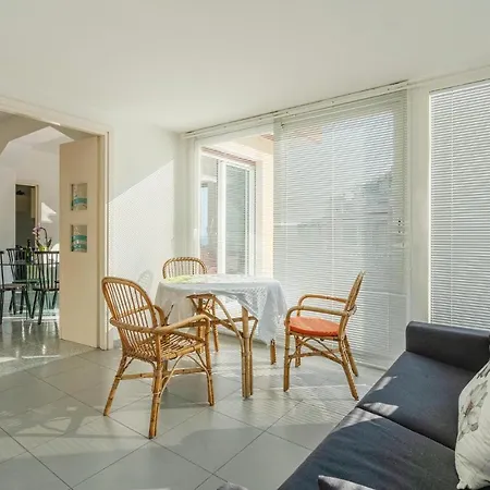 Amazing In With Wifi Apartment *
